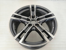 Laden Sie das Bild in den Galerie-Viewer, 1x Alufelge 18 Zoll 8.0&quot; 5x112 57ET 8092352 BMW Rim Wheel