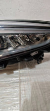 Laden Sie das Bild in den Galerie-Viewer, Frontscheinwerfer Cupra Born 10F941008 Rechts Scheinwerfer Headlight SCH1705241529gg
