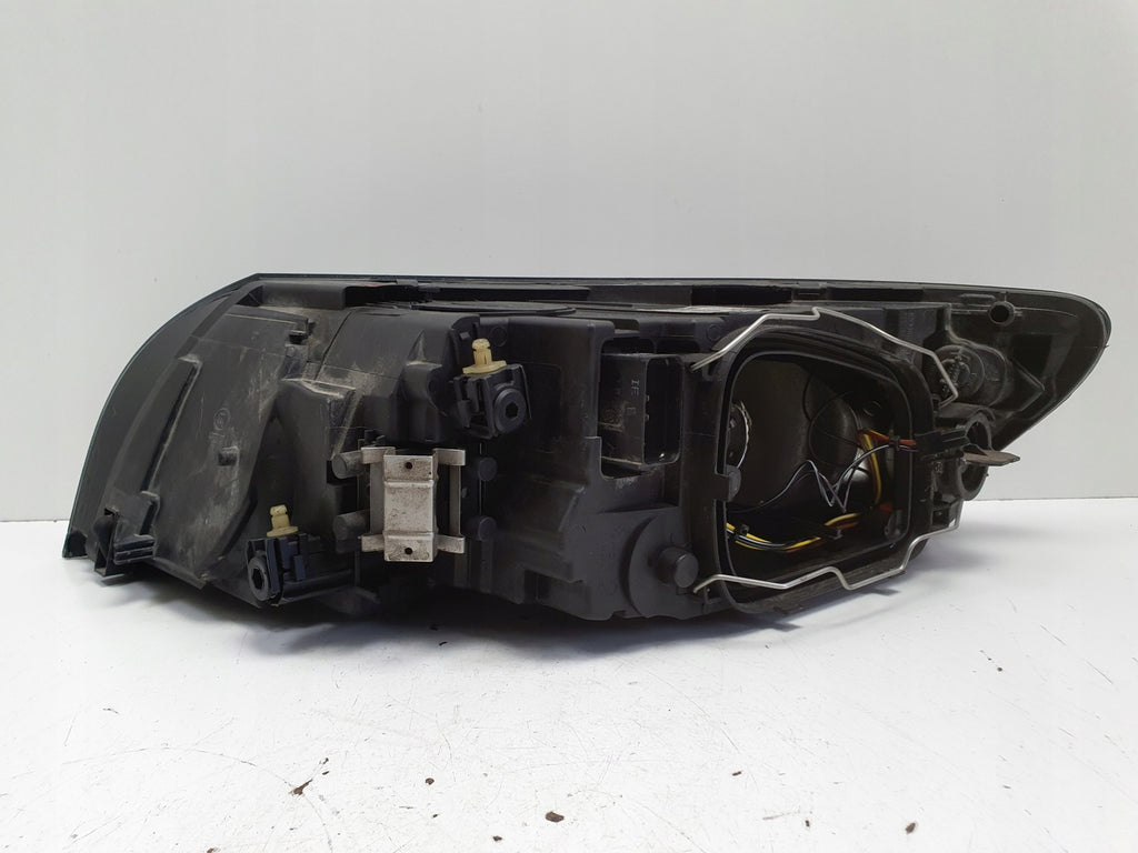 Frontscheinwerfer Volvo S40 II 31299588 0301237272 Xenon Rechts Headlight SCH5856535892sb