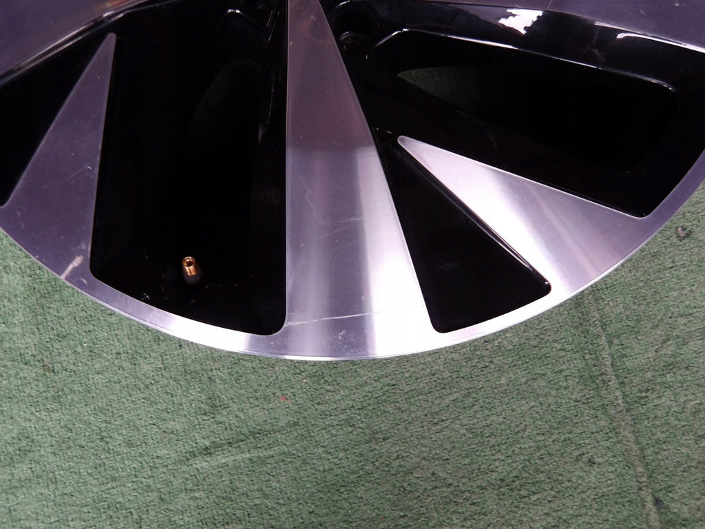 1x Alufelge 20 Zoll 9.0" 5x112 42ET Glanz Schwarz 11A601025H VW Id.3 Id.5 Id.4 FEL3983435510dz