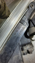Laden Sie das Bild in den Galerie-Viewer, Frontscheinwerfer Toyota Avensis LED Links Scheinwerfer Headlight SCH7726321187so