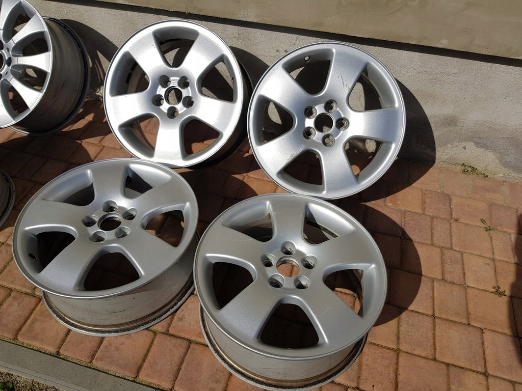 4x Alufelge 16 Zoll 6.5" 5x100 42ET 44421 Audi A3 Ibiza Toledo II Golf Iv