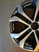 Laden Sie das Bild in den Galerie-Viewer, 1x Alufelge 17 Zoll 7.5&quot; 5x112 36ET A2534010600 Mercedes-Benz Glc Rim Wheel