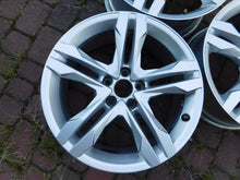 Load image into Gallery viewer, 1x Alufelge 18 Zoll 7.5" 5x112 29ET Glanz Silber 8W9601025B Audi A4 B9 Rim Wheel FEL2299764834ww