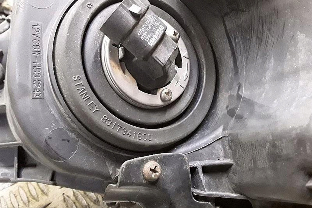 Frontscheinwerfer Honda Civic I Accord VIII 8317341600 Rechts Headlight