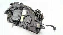 Laden Sie das Bild in den Galerie-Viewer, Frontscheinwerfer Volvo II 22239244 Rechts Scheinwerfer Headlight SCH3381999409gd