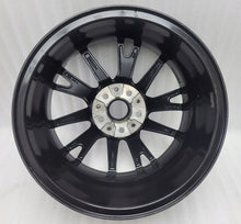 Laden Sie das Bild in den Galerie-Viewer, 1x Alufelge 17 Zoll 7.0" 5x112 47ET Glanz Grau 7849122R BMW F45 1 F40 F46 Mg FEL1579746038iy