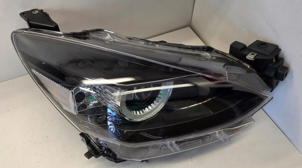 Frontscheinwerfer Mazda 2 LED Rechts Scheinwerfer Headlight SCH3909409296bn