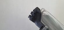 Laden Sie das Bild in den Galerie-Viewer, Frontscheinwerfer Toyota Corolla 8115002T31 Links Scheinwerfer Headlight SCH8578208662vz
