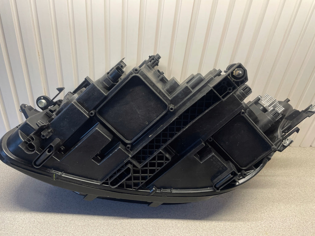 Frontscheinwerfer VW Tiguan 5NB941082C LED Ein Stück (Rechts oder Links) SCH6523090326zf