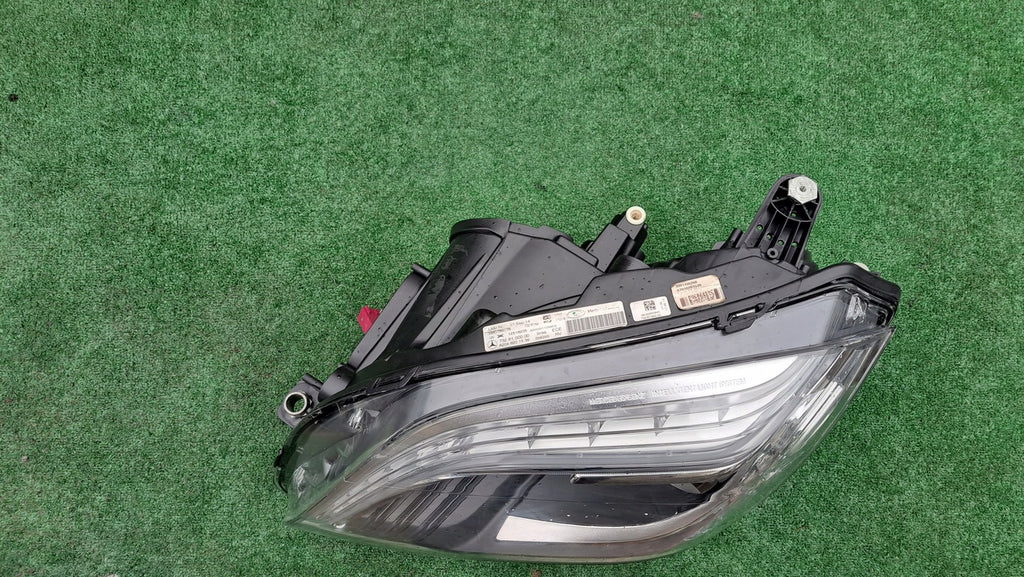 Frontscheinwerfer Mercedes-Benz W204 A2048201539 Xenon Links Headlight SCH5270827657ly