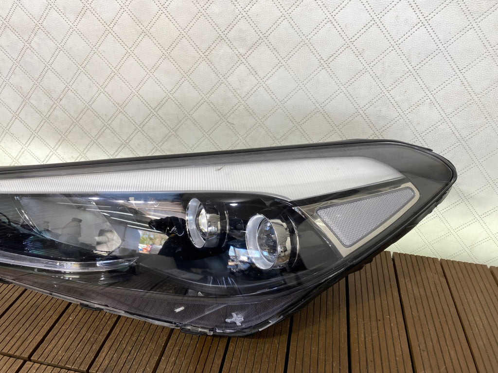 Frontscheinwerfer Hyundai Tucson 92101-07201 Links Scheinwerfer Headlight SCH8379234626qb