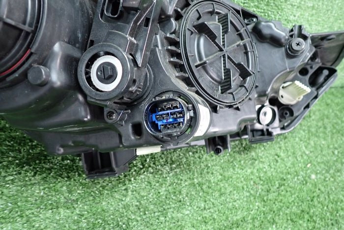 Frontscheinwerfer Hyundai Tucson 92101D7100 Links Scheinwerfer Headlight SCH6506010033yo