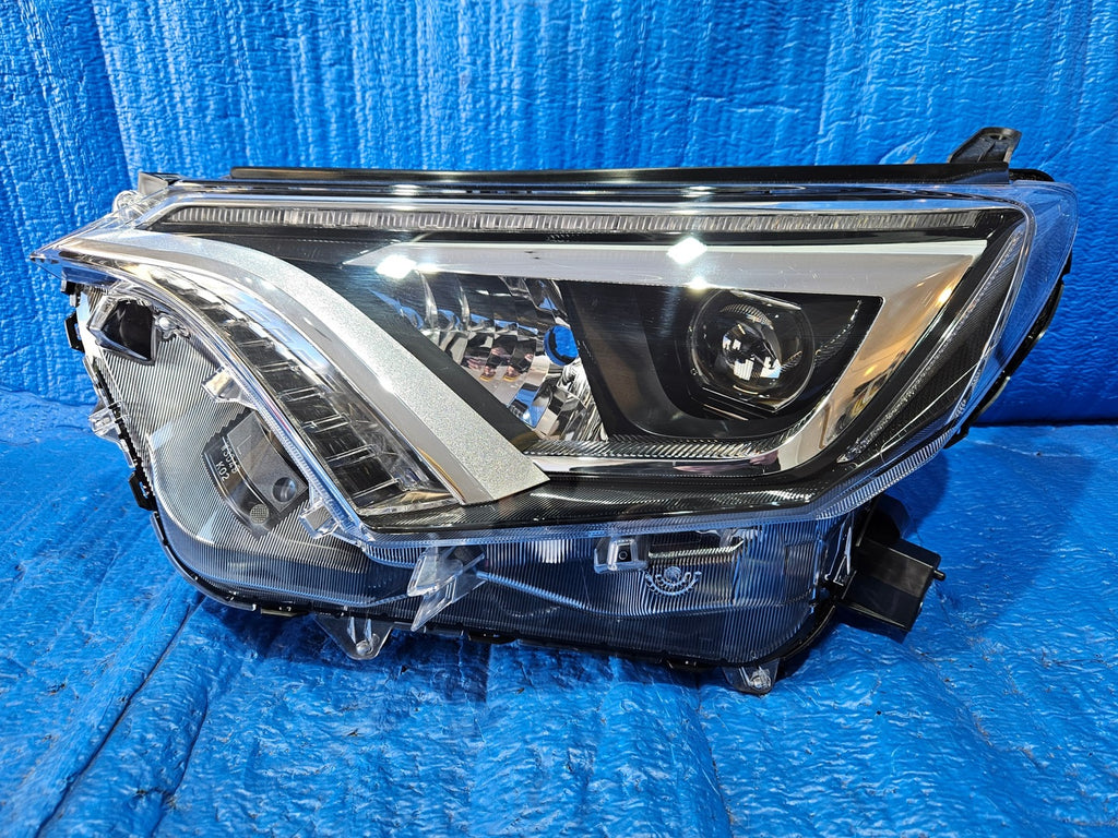 Frontscheinwerfer Toyota IV Full LED Links Scheinwerfer Headlight SCH7573227282ry