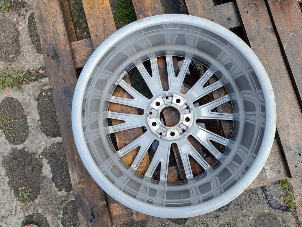 1x Alufelge 18 Zoll 7.5" 5x112 49ET Glanz A1774010600 Mercedes-Benz W177 FEL4048709074ya