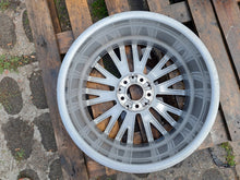 Laden Sie das Bild in den Galerie-Viewer, 1x Alufelge 18 Zoll 7.5" 5x112 49ET Glanz A1774010600 Mercedes-Benz W177 FEL4048709074ya