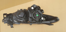 Laden Sie das Bild in den Galerie-Viewer, Frontscheinwerfer Mazda 3 Bm B45A-51040 Links Scheinwerfer Headlight SCH5932820093uy