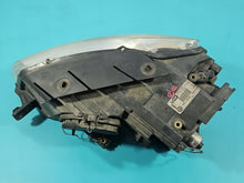 Laden Sie das Bild in den Galerie-Viewer, Frontscheinwerfer VW Passat 3C0941752G 89312660 Xenon Rechts Headlight SCH3132804517ih
