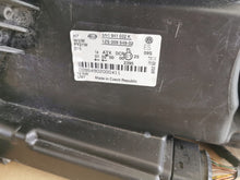 Laden Sie das Bild in den Galerie-Viewer, Frontscheinwerfer VW Tiguan Ein Satz Scheinwerfer Headlight SCH2153918619hz