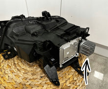 Load image into Gallery viewer, Frontscheinwerfer Opel Astra L 9851881680 LED Links Scheinwerfer Headlight SCH5888085661fx