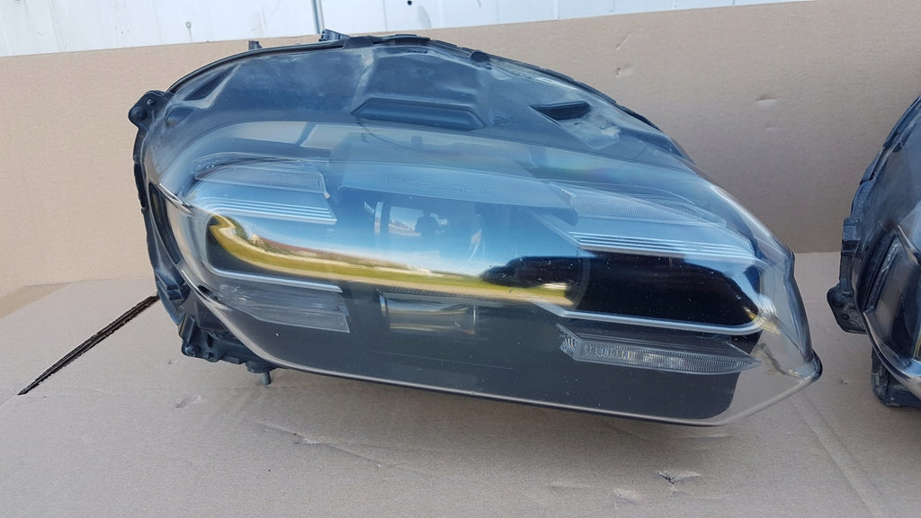 Frontscheinwerfer Porsche Taycan Full LED Ein Satz Scheinwerfer Headlight SCH5479248236nh