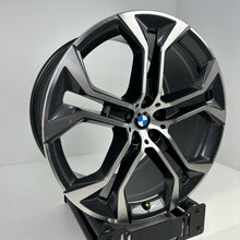 Load image into Gallery viewer, 1x Alufelge 21 Zoll 10.5" 5x112 43ET Glanz Graphit 6885460 BMW G05 G06 Mg FEL2930447179xc