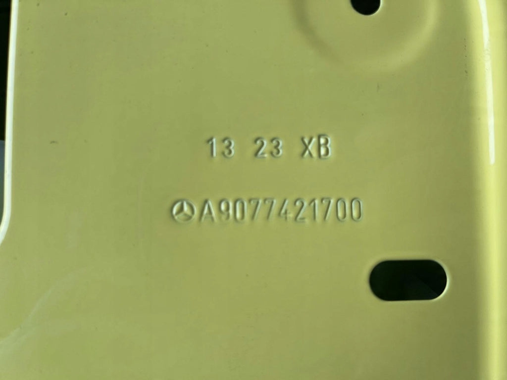 Tür Mercedes-Benz Sprinter A9077421700 Hinten Rechts Door Porta Porte