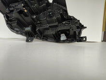 Laden Sie das Bild in den Galerie-Viewer, Frontscheinwerfer Ford LJ8B-13E015-EG Full LED Links Scheinwerfer Headlight SCH4839394129zs