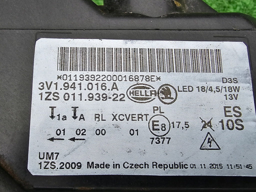 Frontscheinwerfer Skoda Superb III 3V1941016A Xenon Rechts Headlight SCH2214914723gw