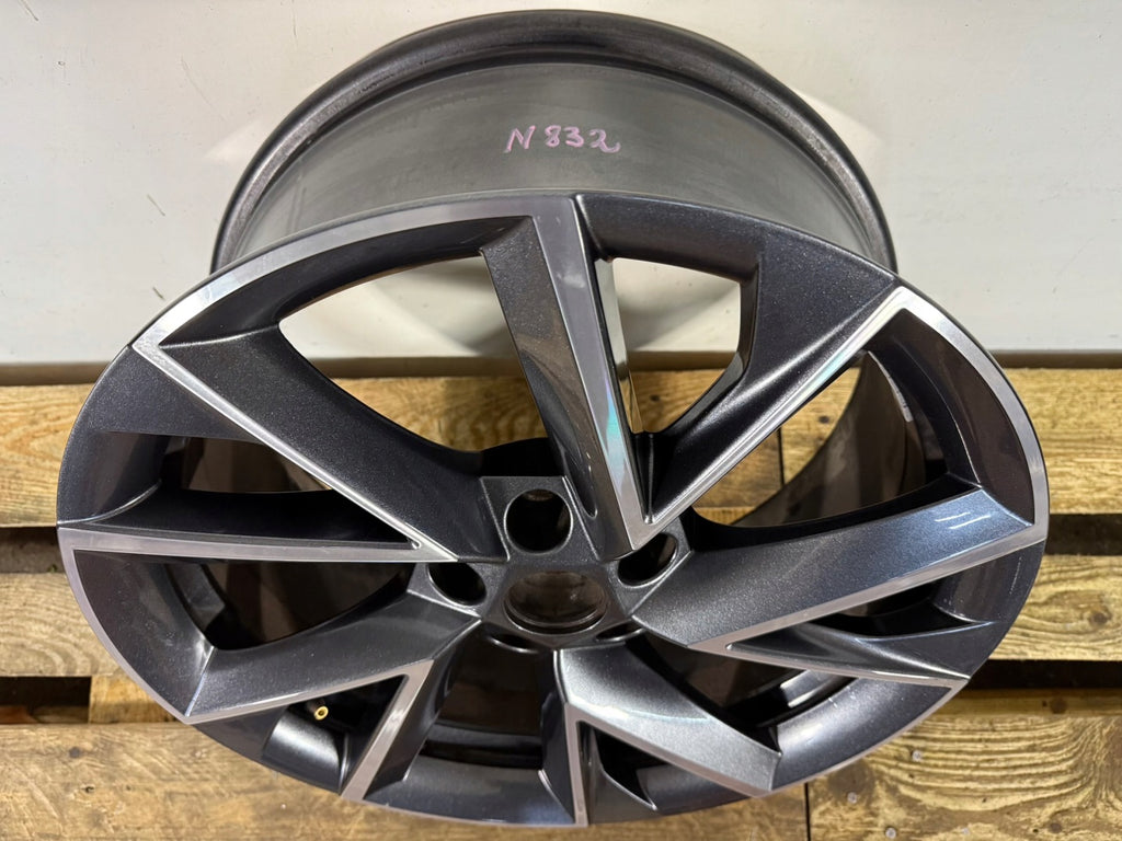 1x Alufelge 18 Zoll 8.0" 5x112 3P0601025L Skoda Superb Iii Rim Wheel FEL4707328705uc