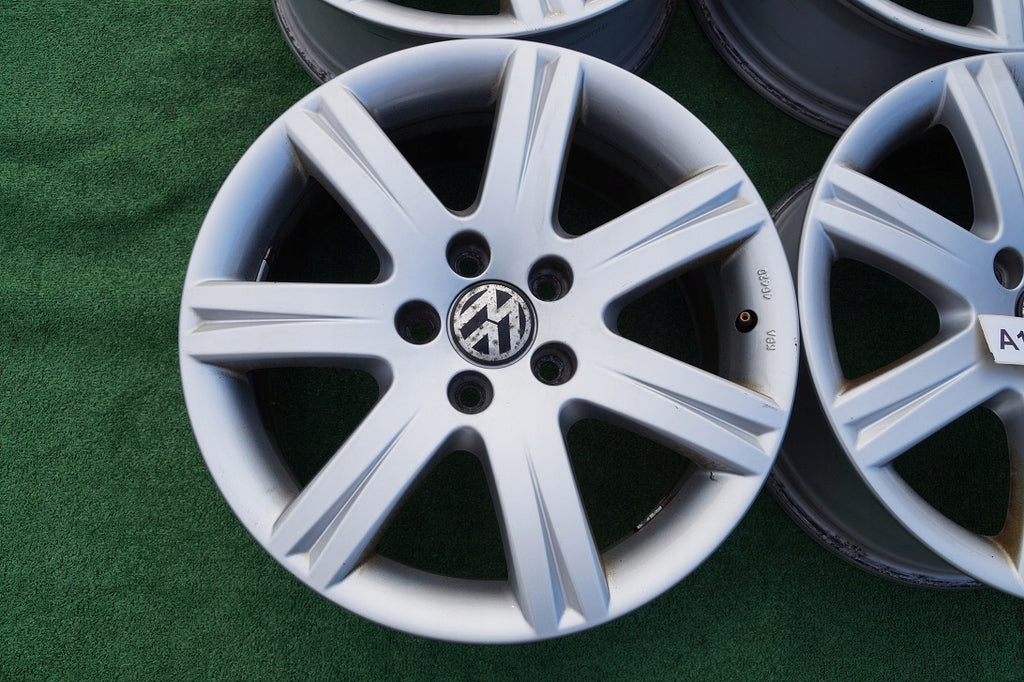 4x Alufelge 17 Zoll 7.0" 5x100 47ET 8J0071497 Audi A3 Tt Golf Iv Rim Wheel FEL2102553191px