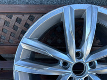 Laden Sie das Bild in den Galerie-Viewer, 1x Alufelge 18 Zoll 8.0" 5x112 44ET Glanz Silber 3G0601025H VW Passat B8 FEL7745153742uh