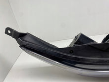 Laden Sie das Bild in den Galerie-Viewer, Frontscheinwerfer Kia Ceed J792111020 J7921-62520 LED Rechts Headlight