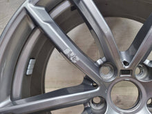 Load image into Gallery viewer, 1x Alufelge 18 Zoll 5x112 Glanz Schwarz 7855081 BMW 5 G31 G30 Rim Wheel FEL4510255511nt