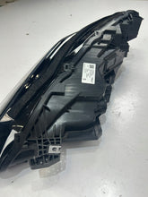 Laden Sie das Bild in den Galerie-Viewer, Frontscheinwerfer Tesla Model 3 1760889-99-C Laser Rechts Scheinwerfer Headlight