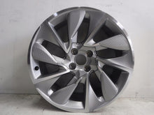 Load image into Gallery viewer, 1x Alufelge 19 Zoll 8.5" 4x108 29ET Citroën Ds5 Ds4 Rim Wheel FEL3005910924vl