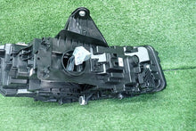 Laden Sie das Bild in den Galerie-Viewer, Frontscheinwerfer BMW 2 U06 5A431C3-05 Links Scheinwerfer Headlight SCH6434707546bs