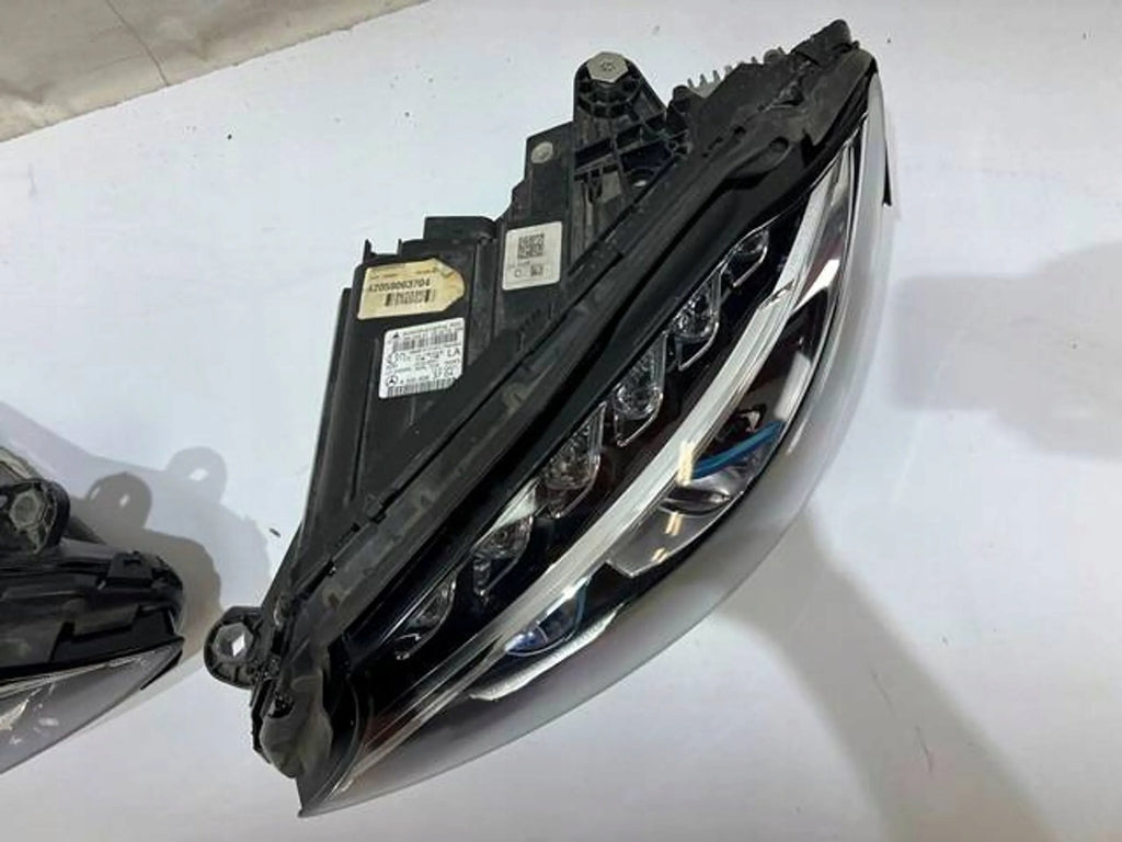 Frontscheinwerfer Mercedes-Benz W205 A2059063704 A2059063804 Rechts oder Links SCH9422380475oz
