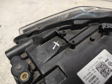 Load image into Gallery viewer, Frontscheinwerfer VW Polo 2G1941005 Links Scheinwerfer Headlight