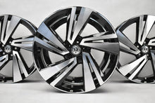 Load image into Gallery viewer, 4x Alufelge 18 Zoll 7.0&quot; 5x100 39ET Glanz Schwarz 2GM601025 VW T-Cross Rim Wheel