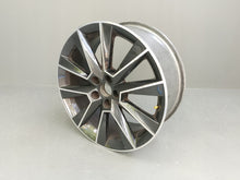 Load image into Gallery viewer, 1x Alufelge 17 Zoll 7.0" 5x100 46ET Glanz 5JJ601025A Skoda Fabia I Rim Wheel FEL1501080113sf