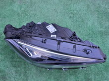 Laden Sie das Bild in den Galerie-Viewer, Frontscheinwerfer Mercedes-Benz W247 A2479066207 Rechts Scheinwerfer Headlight SCH7003488012oi