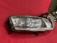 Load image into Gallery viewer, Frontscheinwerfer Audi A6 C6 4F0941004AK 4F0941003AK Xenon Rechts oder Links