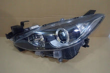 Laden Sie das Bild in den Galerie-Viewer, Frontscheinwerfer Mazda 3 BHR151040 Links Scheinwerfer Headlight