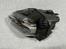 Laden Sie das Bild in den Galerie-Viewer, Frontscheinwerfer Porsche Taycan 9J1941031D- LED Links Scheinwerfer Headlight SCH4161733776bc