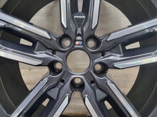 Laden Sie das Bild in den Galerie-Viewer, 1x Alufelge 19 Zoll 8.0" 5x112 26ET Glanz Graphit 8090019 BMW 8 G14 G15 Mg FEL5736022799pg