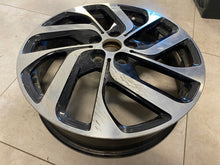 Load image into Gallery viewer, 1x Alufelge 20 Zoll 5.0" 5x112 53ET 6856895 BMW I3 Rim Wheel FEL1866713733ut