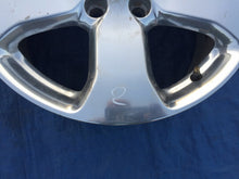 Load image into Gallery viewer, 1x Alufelge 18 Zoll 8.0" 5x127 56 4ET Jeep Grand Cherokee Wk2 Rim Wheel FEL8821995723ke