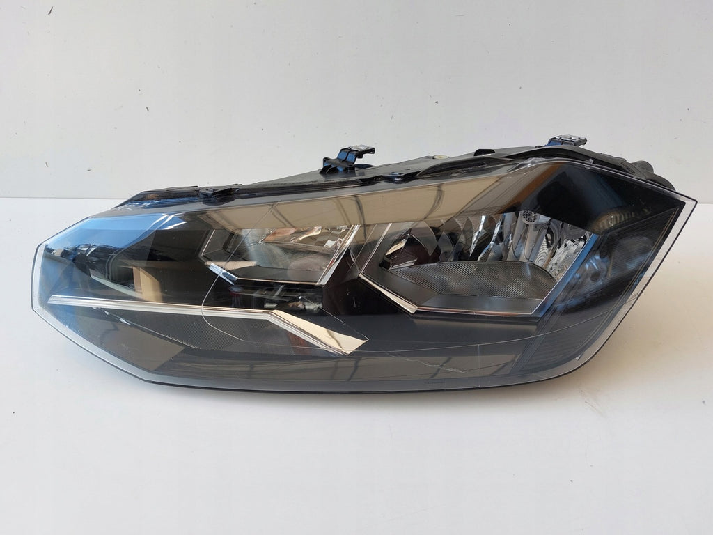 Frontscheinwerfer VW Polo 2G1941005 Links Scheinwerfer Headlight