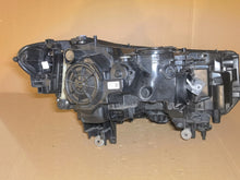 Load image into Gallery viewer, Frontscheinwerfer BMW 6 G32 8497225-04 LED Links Scheinwerfer Headlight SCH4246997140pa